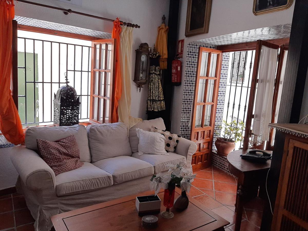 Pension Casa Fina Ruiz Almuñécar Exteriör bild